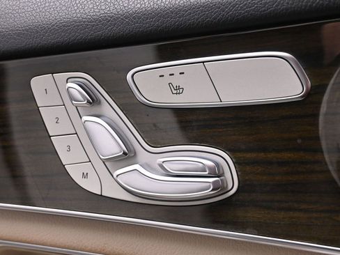 Used 2016 Mercedes-Benz GLC 300 image 36