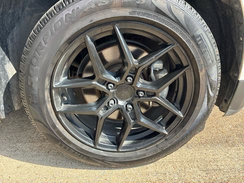 Used 2017 Chevrolet Equinox Premier w/ Enhanced Convenience Package FWD image 16