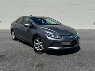 Used 2018 Chevrolet Volt Premier w/ Driver Confidence Package image 1