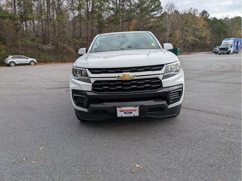 Used 2022 Chevrolet Colorado LT w/ Fleet Safety Package image 3