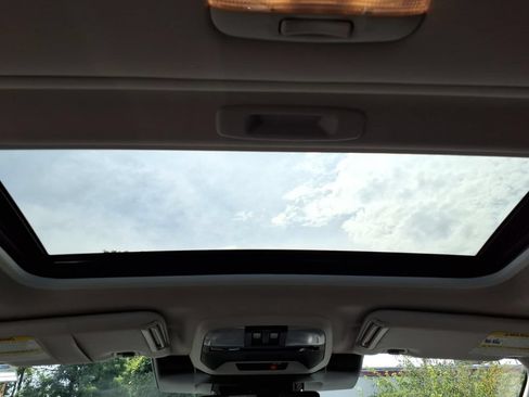Certified 2024 Subaru Crosstrek 2.0i Premium AWD/4WD image 14