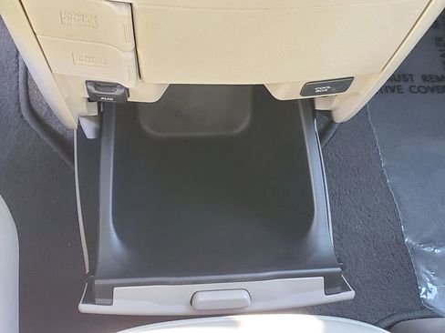 Used 2013 Honda Odyssey EX-L image 24