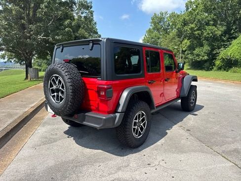 Used 2026 Jeep Wrangler Unlimited Rubicon AWD/4WD image 8