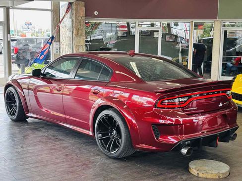 Used 2022 Dodge Charger SRT Hellcat w/ Harman/Kardon Audio Group RWD image 13