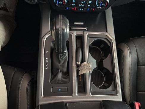 Used 2018 Ford F150 Raptor w/ Equipment Group 802A Luxury image 19