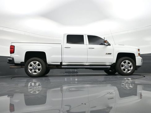 Used 2018 Chevrolet Silverado 2500 LTZ w/ Duramax Plus Package image 28