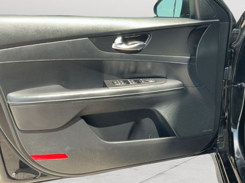 Used 2024 Kia Forte GT-Line w/ GT-Line Premium Package FWD image 19