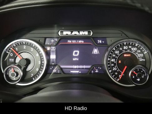 Used 2025 RAM 1500 Big Horn AWD/4WD image 11