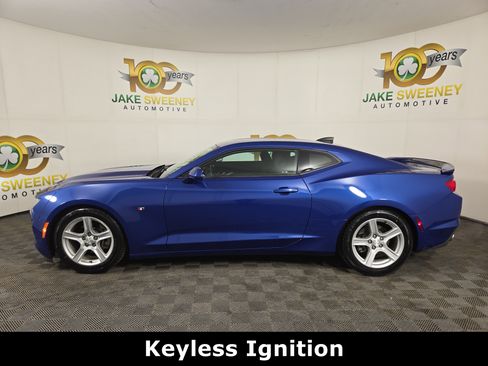 Certified 2019 Chevrolet Camaro LT image 4