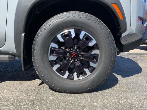 Used 2022 Nissan Frontier PRO-4X AWD/4WD image 26