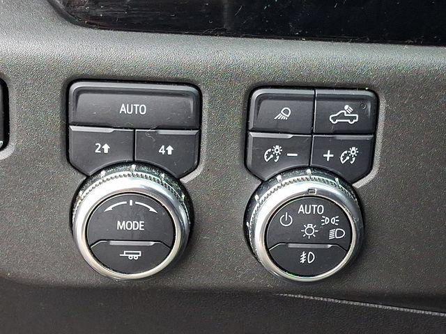 Used 2024 GMC Sierra 1500 SLT AWD/4WD image 23