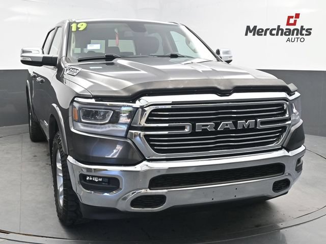 Used 2019 RAM 1500 Laramie AWD/4WD image 1