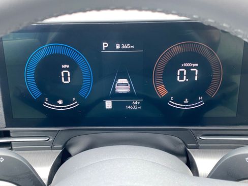 Used 2025 Hyundai Kona SEL image 40