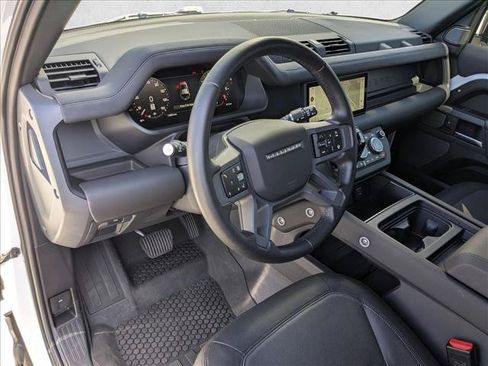 Certified 2024 Land Rover Defender 110 X-Dynamic SE AWD/4WD image 10