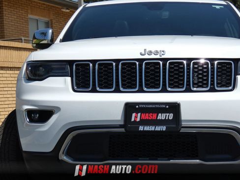 Used 2019 Jeep Grand Cherokee Limited w/ Luxury Group II AWD/4WD image 18