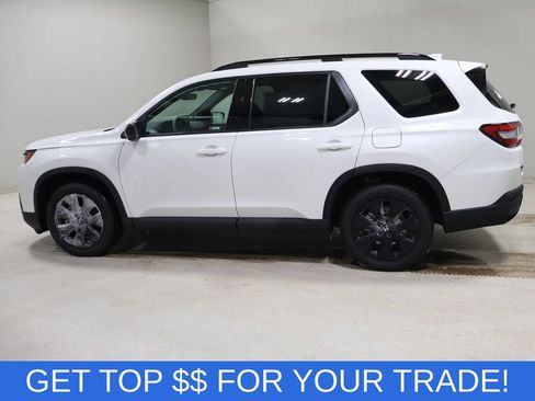 New 2026 Honda Pilot Black Edition image 4