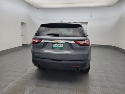 Used 2018 Chevrolet Traverse LS FWD image 7