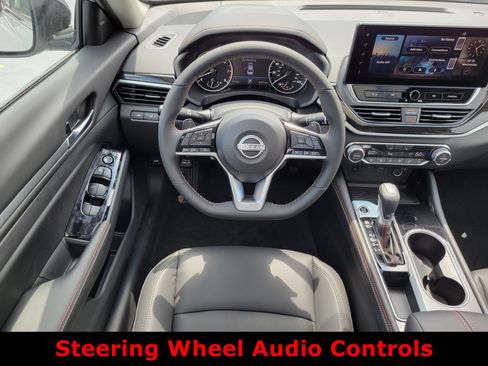 Certified 2025 Nissan Altima 2.5 SR w/ SR Premium Package FWD image 8