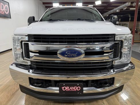 Used 2018 Ford F350 XLT AWD/4WD image 2