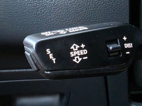 Used 2023 Audi A6 2.0T Premium image 39