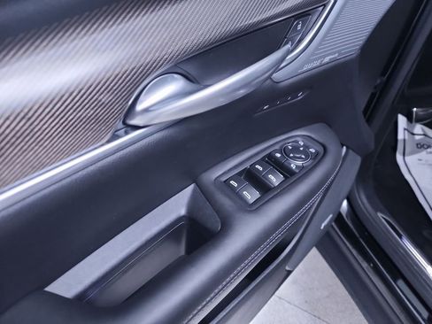 Used 2024 Cadillac XT5 Sportv w/ LPO, Red Accent Package image 13