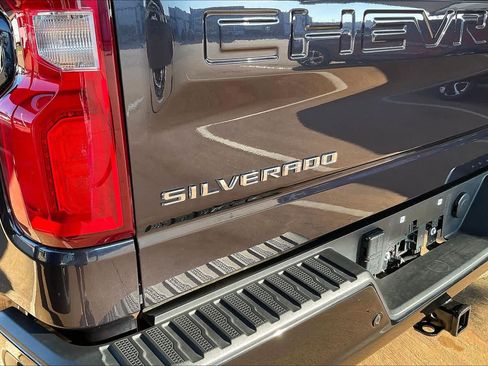 Used 2024 Chevrolet Silverado 1500 ZR2 AWD/4WD image 29