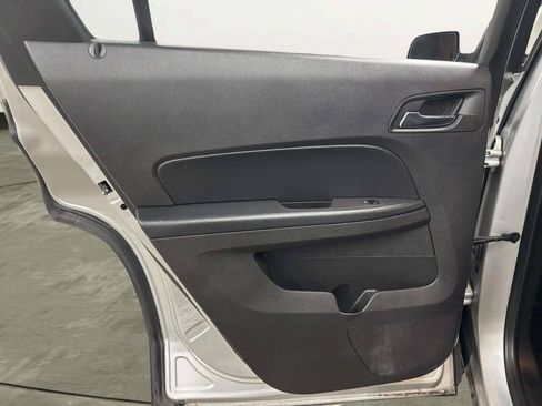 Used 2017 GMC Terrain SLE FWD image 13