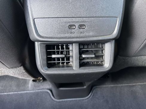 Used 2026 Chevrolet Equinox LT FWD image 14