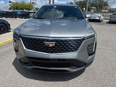 Used 2024 Cadillac XT4 Premium Luxury w/ Technology Package FWD image 2