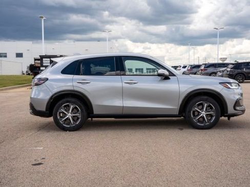 Used 2025 Honda HR-V EX-L image 8