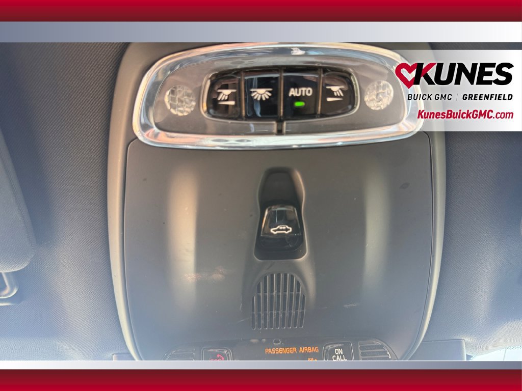 Used 2018 Volvo XC90 T6 Momentum w/ Convenience Package AWD/4WD image 32