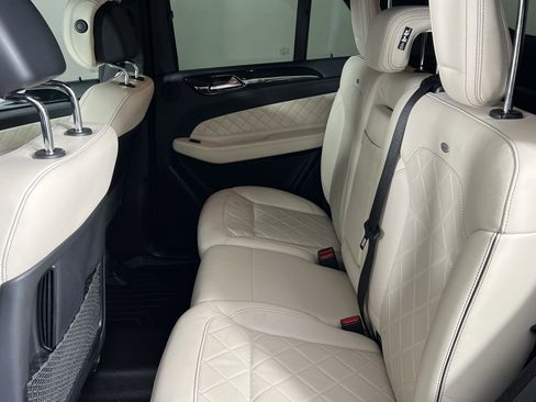 Certified 2018 Mercedes-Benz GLE 43 AMG 4MATIC image 17