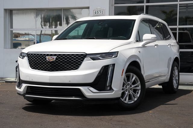 Used 2023 Cadillac XT6 Luxury FWD image 1