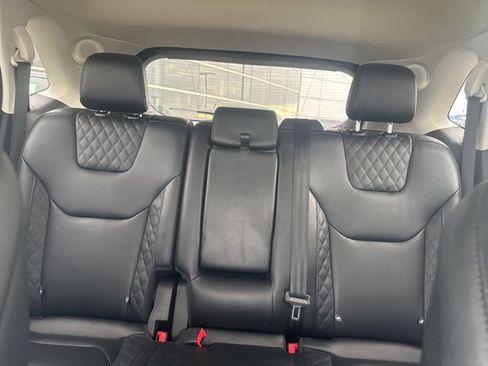 Used 2024 Ford Edge Titanium image 23