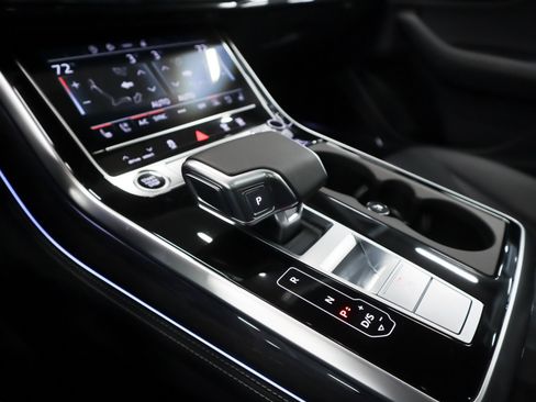 New 2026 Audi Q8 Premium Plus image 24