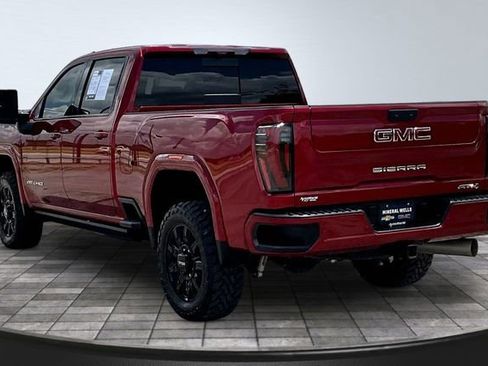 Used 2024 GMC Sierra 2500 AT4 w/ AT4 Premium Plus Package AWD/4WD image 5