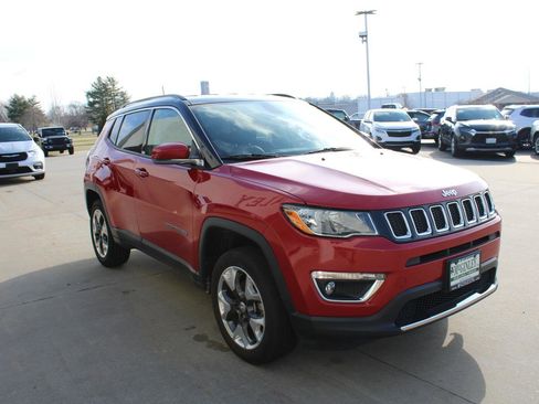Used 2018 Jeep Compass Limited image 5