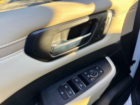 New 2026 Nissan Armada Platinum Reserve w/ Accent Package image 13