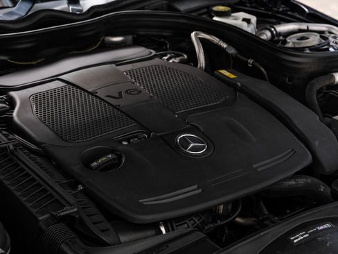 Used 2014 Mercedes-Benz E 350 4MATIC Sedan image 51