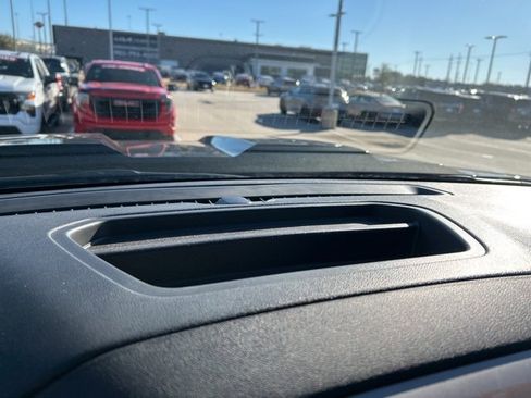 Used 2023 Chevrolet Silverado 1500 Custom Trail Boss image 23