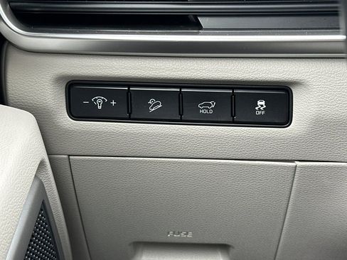 Used 2023 Kia Telluride EX w/ EX Captain's Chair Package image 31