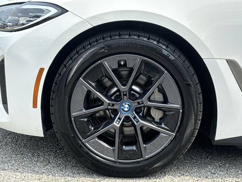 Used 2023 BMW i4 eDrive35 RWD image 19