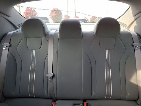 Certified 2025 Hyundai Elantra Sport image 13