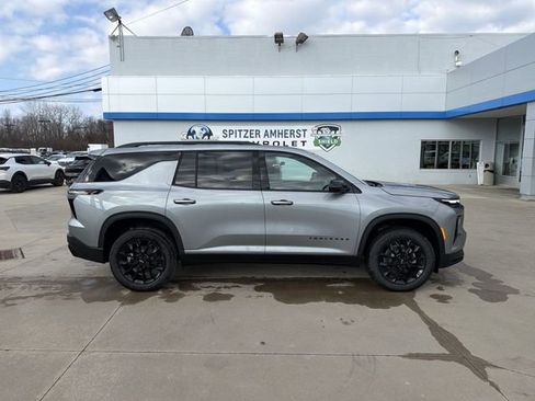 New 2026 Chevrolet Traverse LT w/ Midnight/Sport Edition image 10