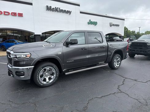 New 2026 RAM 1500 Big Horn AWD/4WD image 9
