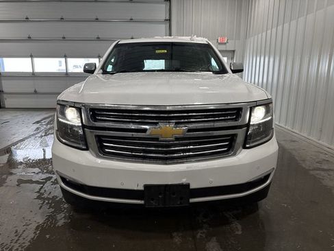 Used 2016 Chevrolet Suburban LTZ image 3
