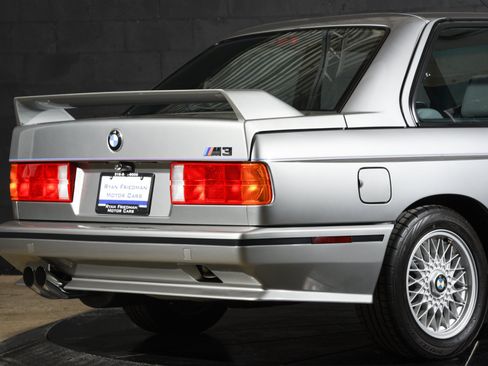 Used 1988 BMW M3 Coupe RWD image 20