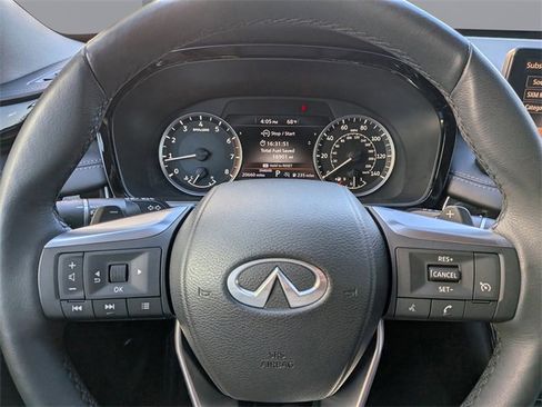 Used 2025 INFINITI QX60 Pure image 30