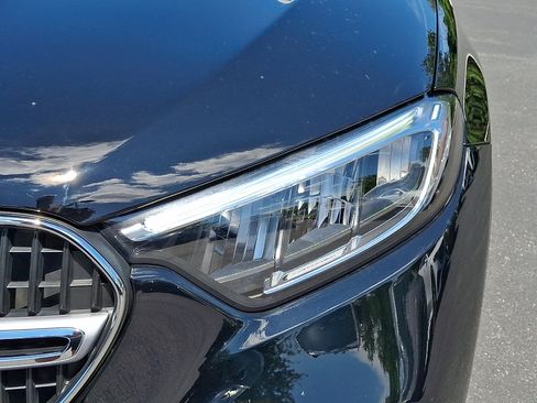 Certified 2026 Mercedes-Benz GLC 300 4MATIC image 9
