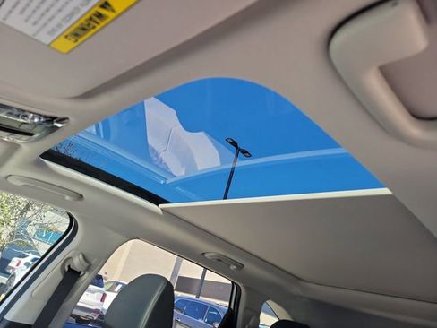 New 2026 Kia Sorento S w/ S Panoramic Sunroof Package image 16